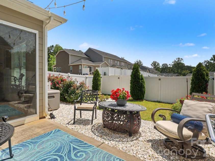 5023 American Bittern Lane, Charlotte, NC 28214.  MLS# CAR4394440, YatesRealty ID 38867. 
