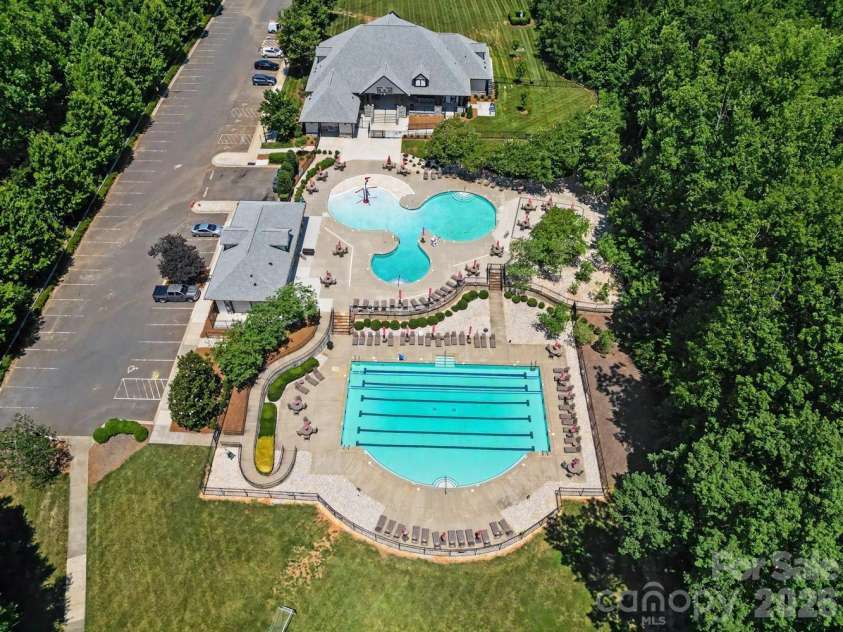 5023 American Bittern Lane, Charlotte, NC 28214.  MLS# CAR4394440, YatesRealty ID 38867. 