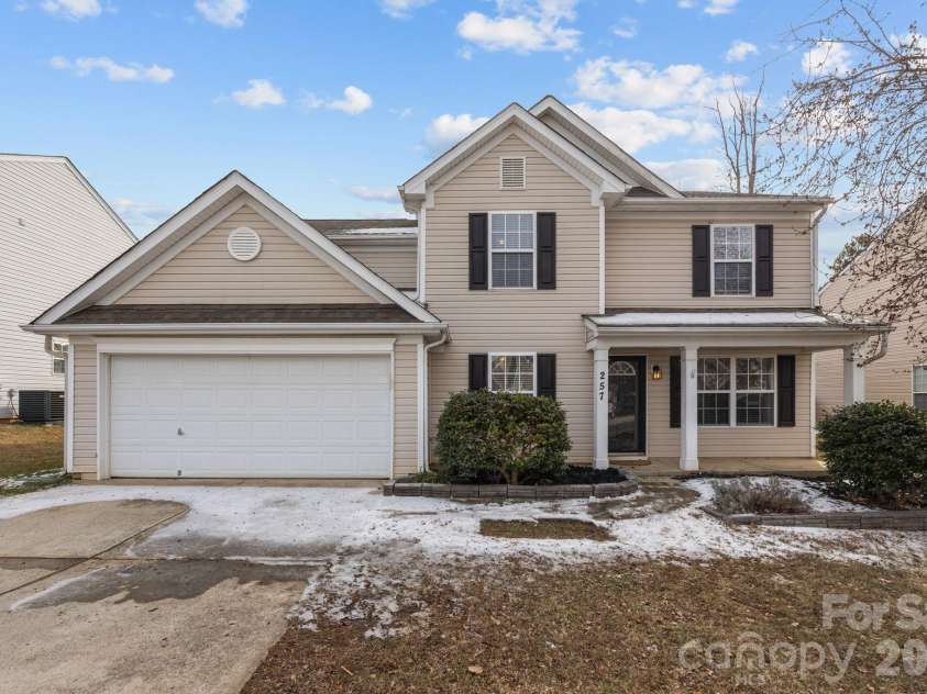 257 Notable Lane, Rock Hill, SC 29732.  MLS# CAR4340187, YatesRealty ID 3887. 