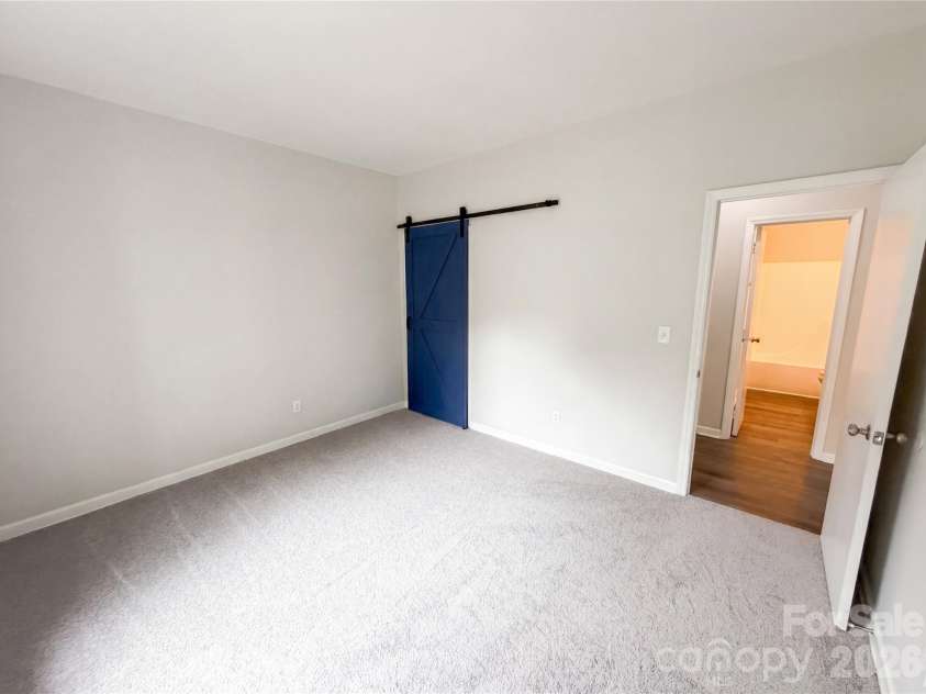 4808 Pennant Place, Charlotte, NC 28212.  MLS# CAR4379583, YatesRealty ID 38870. 