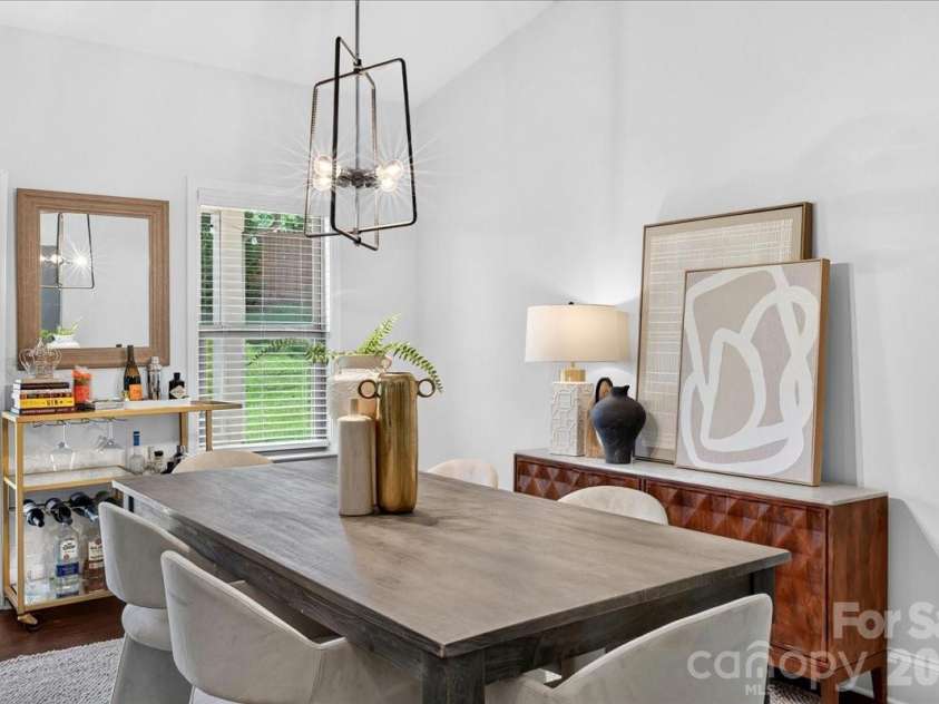 5800 Carmel Road, Charlotte, NC 28226.  MLS# CAR4401755, YatesRealty ID 38877. 