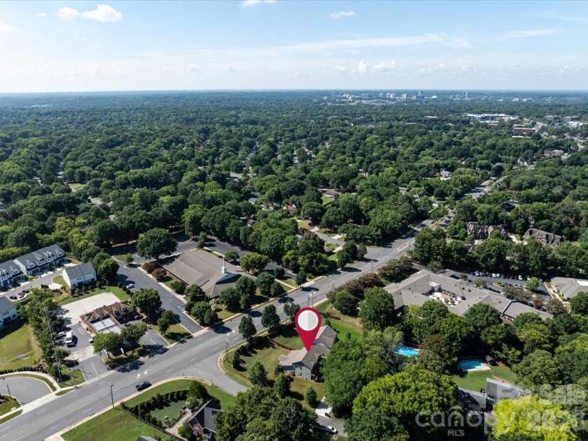 5800 Carmel Road, Charlotte, NC 28226.  MLS# CAR4401755, YatesRealty ID 38877. 