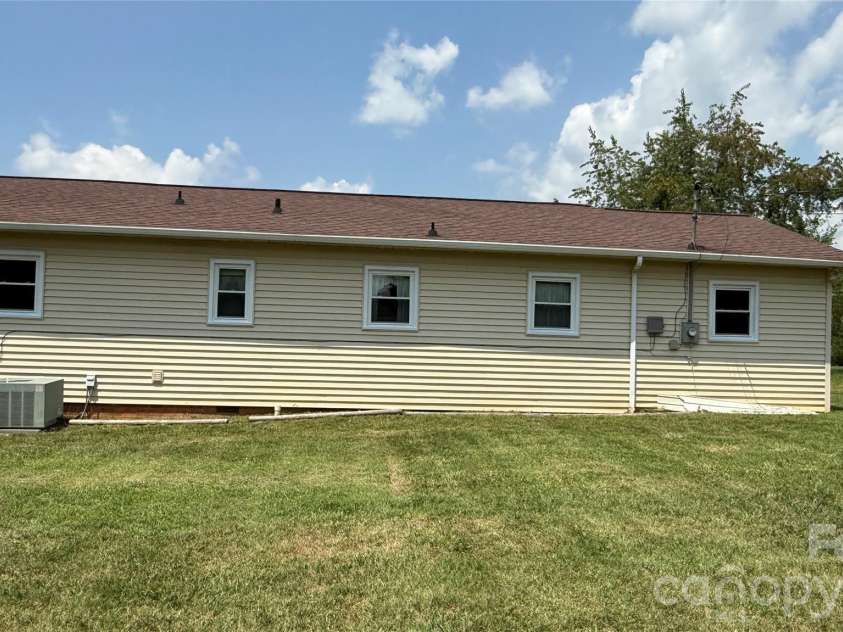 4072 Beach Road, Hudson, NC 28638.  MLS# CAR4400241, YatesRealty ID 38878. 