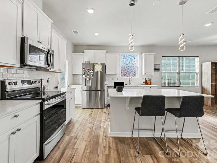 5192 Duck Lane, Catawba, NC 28609.  MLS# CAR4405206, YatesRealty ID 38879. 