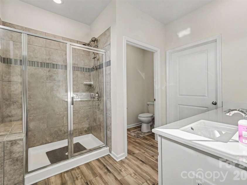 5192 Duck Lane, Catawba, NC 28609.  MLS# CAR4405206, YatesRealty ID 38879. 