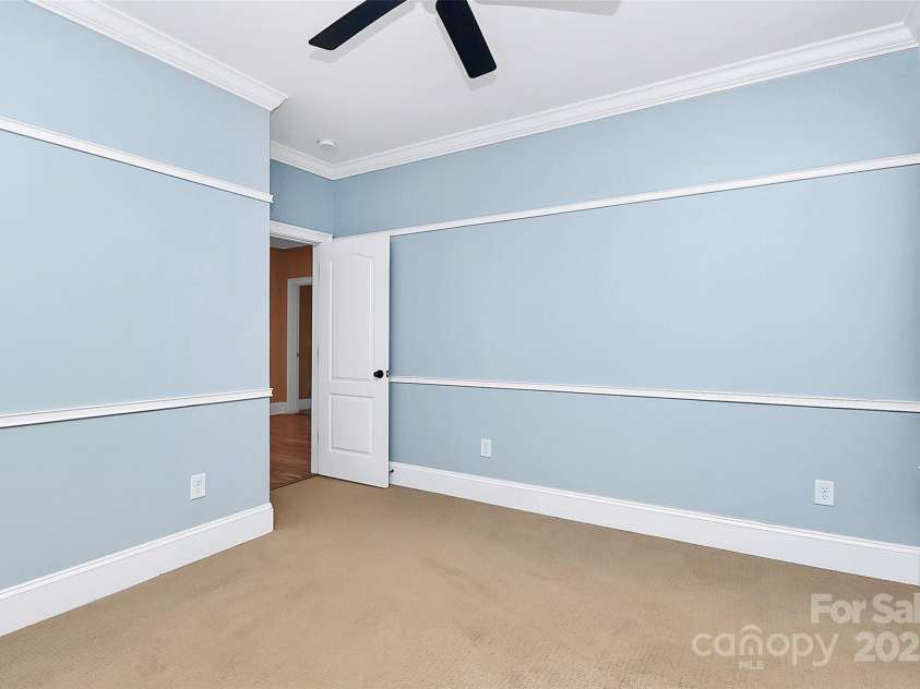 11052 Preservation Park Drive, Charlotte, NC 28214.  MLS# CAR4260654, YatesRealty ID 3888. 