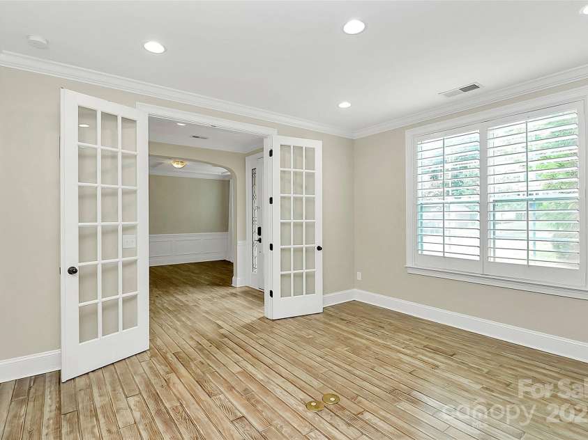 11052 Preservation Park Drive, Charlotte, NC 28214.  MLS# CAR4260654, YatesRealty ID 3888. 