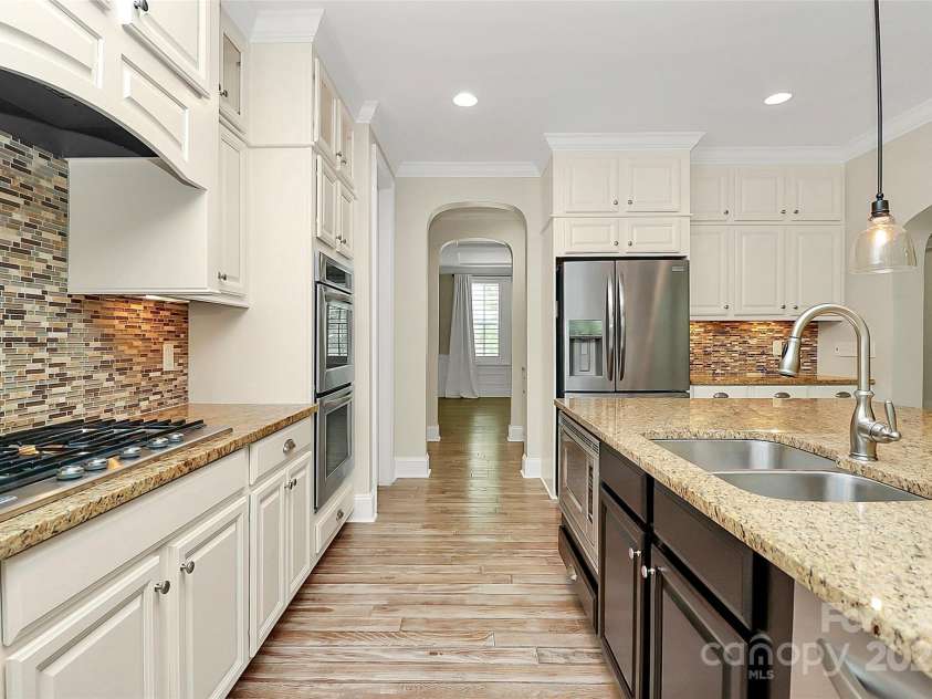 11052 Preservation Park Drive, Charlotte, NC 28214.  MLS# CAR4260654, YatesRealty ID 3888. 