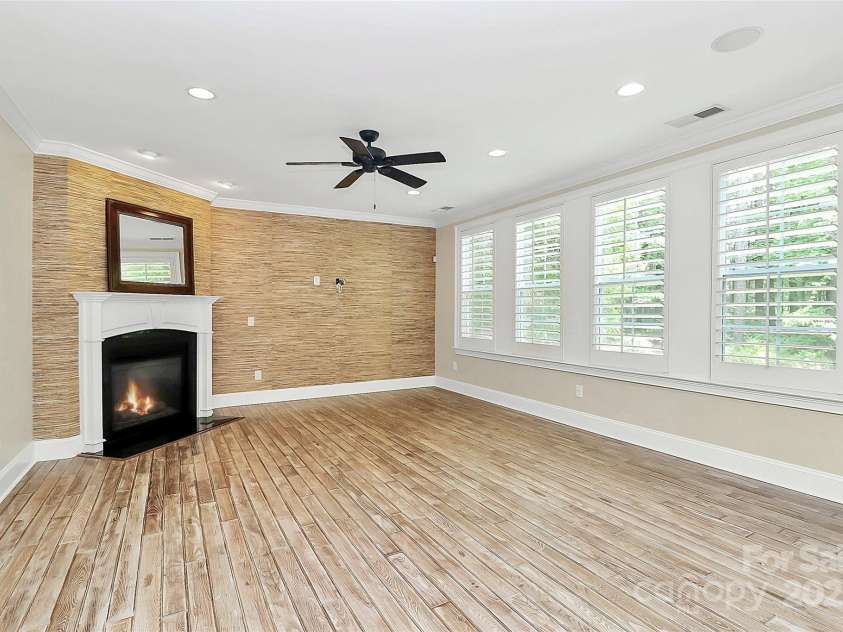 11052 Preservation Park Drive, Charlotte, NC 28214.  MLS# CAR4260654, YatesRealty ID 3888. 