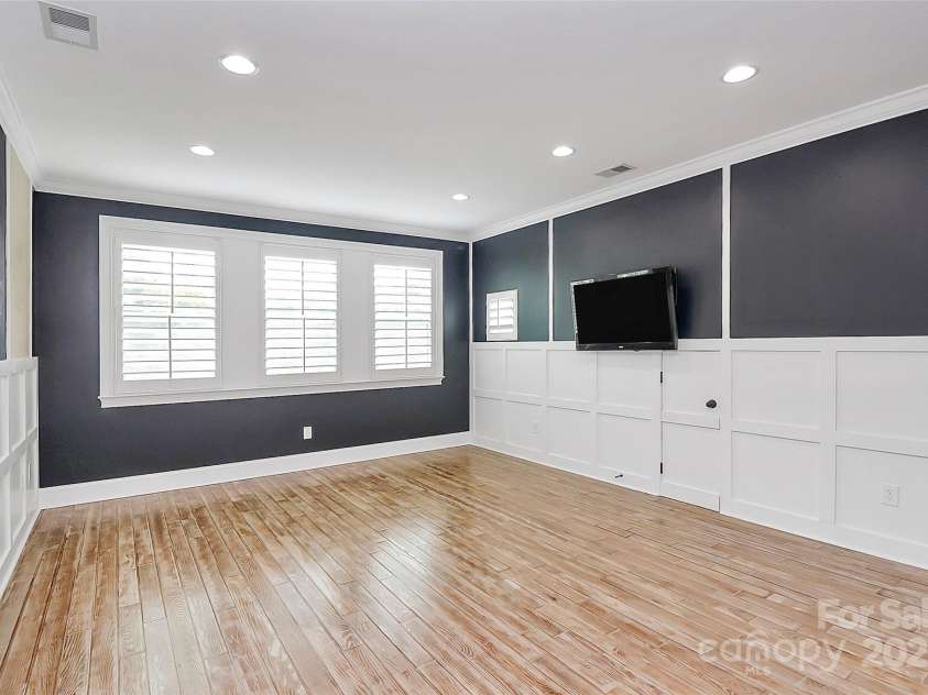 11052 Preservation Park Drive, Charlotte, NC 28214.  MLS# CAR4260654, YatesRealty ID 3888. 