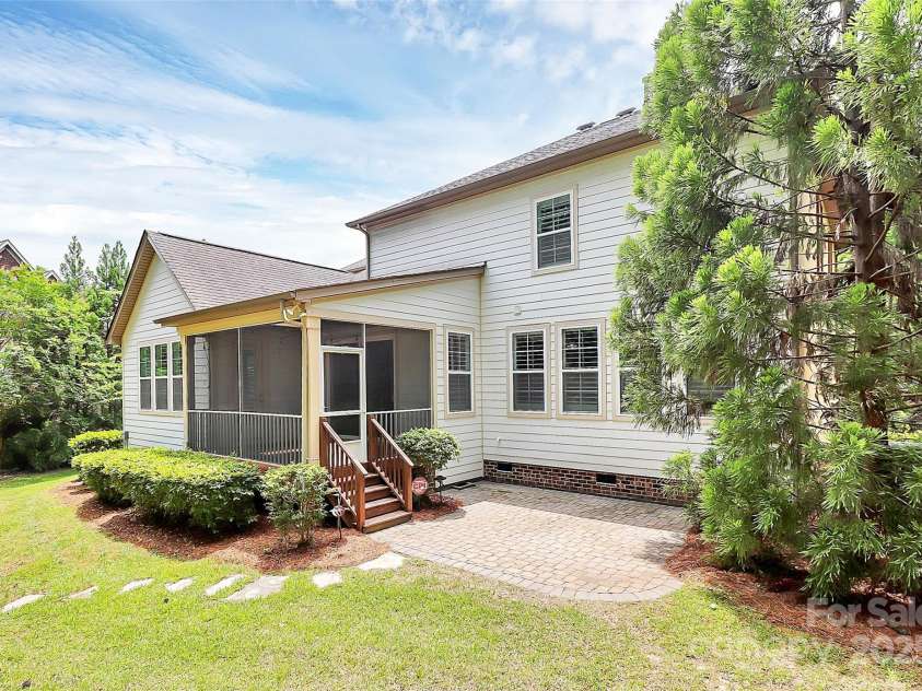 11052 Preservation Park Drive, Charlotte, NC 28214.  MLS# CAR4260654, YatesRealty ID 3888. 