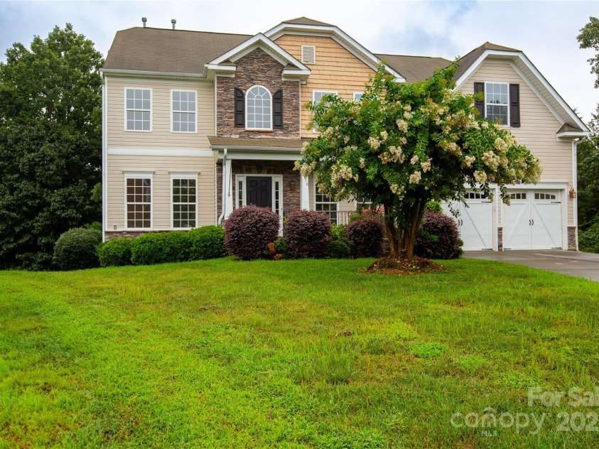 3510 Meadow Glen Court, Clemmons, NC 27012.  MLS# CAR4301032, YatesRealty ID 3888. 