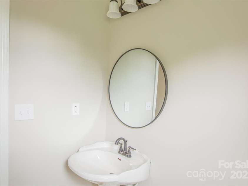 3510 Meadow Glen Court, Clemmons, NC 27012.  MLS# CAR4301032, YatesRealty ID 3888. 