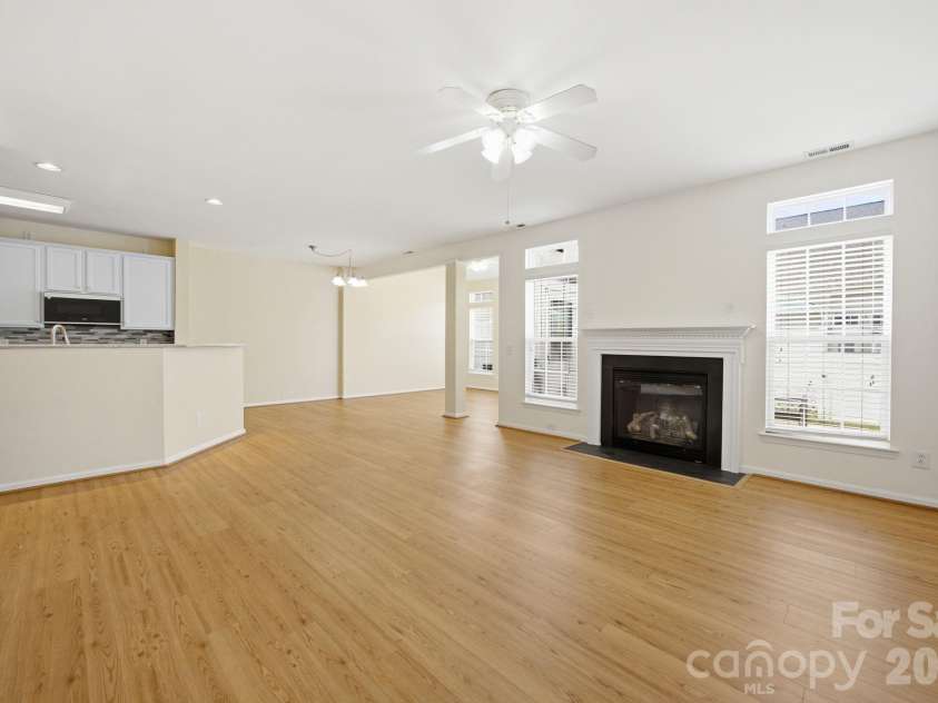 255 Horizon Circle, Rock Hill, SC 29732.  MLS# CAR4401008, YatesRealty ID 38880. 