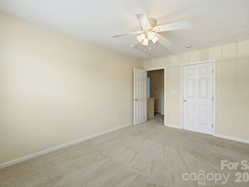 255 Horizon Circle, Rock Hill, SC 29732.  MLS# CAR4401008, YatesRealty ID 38880. 