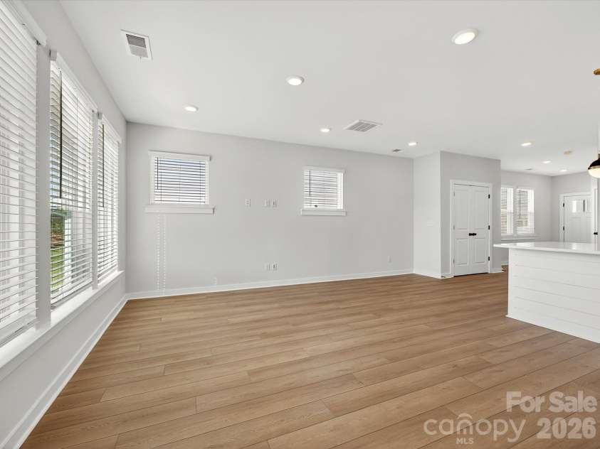 202 Quartz Hill Way, Waxhaw, NC 28173.  MLS# CAR4327858, YatesRealty ID 38881. Living Room