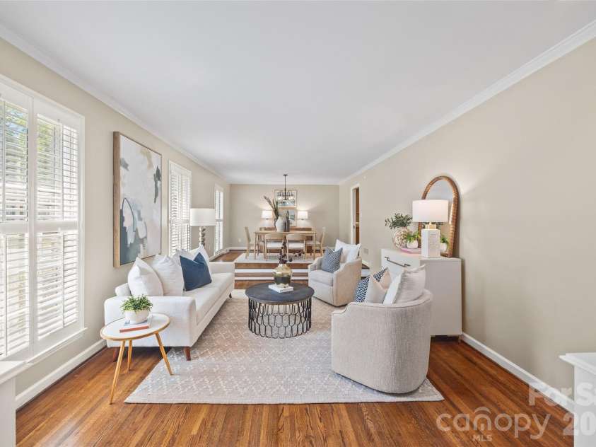 3826 Severn Avenue, Charlotte, NC 28210.  MLS# CAR4399028, YatesRealty ID 38884. 