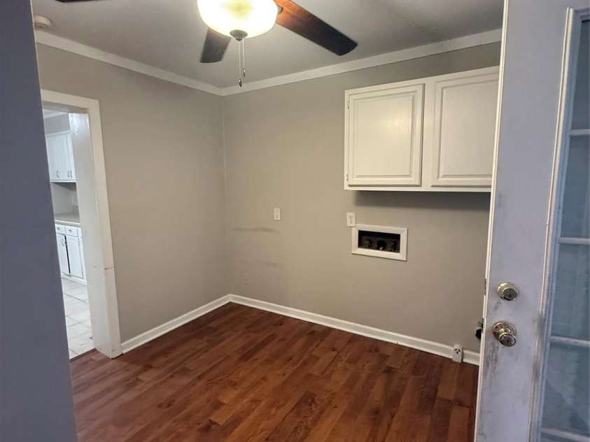 4220 Harvard Avenue, Greensboro, NC 27407.  MLS# CAR4405313, YatesRealty ID 38886. Laundry room