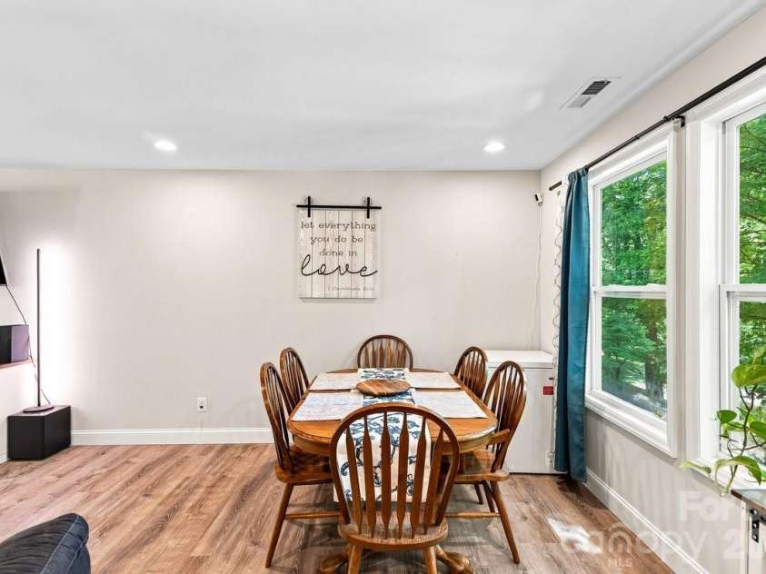 98 Dryid Hill Road, Swannanoa, NC 28778.  MLS# CAR4400230, YatesRealty ID 38887. 