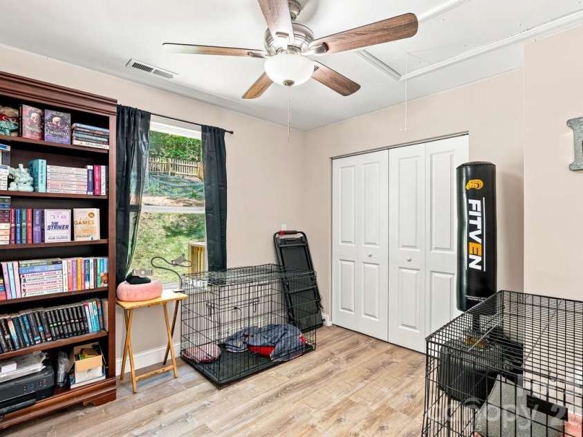 98 Dryid Hill Road, Swannanoa, NC 28778.  MLS# CAR4400230, YatesRealty ID 38887. 