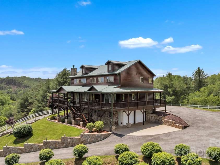 199 Joriann Drive, Crumpler, NC 28617.  MLS# CAR4241029, YatesRealty ID 3889. 
