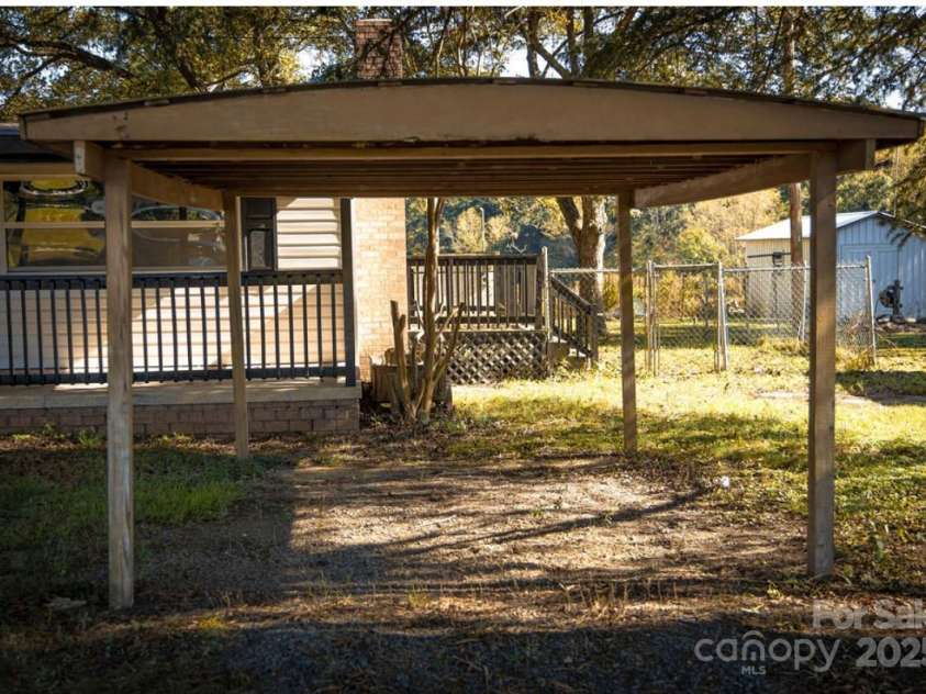 45625 Broadway Road, Albemarle, NC 28001.  MLS# CAR4332917, YatesRealty ID 3889. 