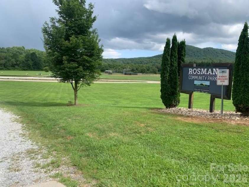 28 CHESTNUT Street, Rosman, NC 28712.  MLS# CAR4406002, YatesRealty ID 38891. 