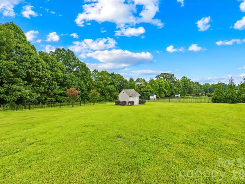 179 Hidden Meadows Drive, Mooresville, NC 28117.  MLS# CAR4406163, YatesRealty ID 38892. Large Backyard