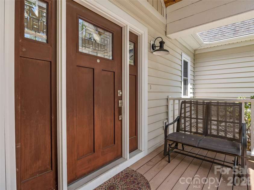 240 Persimmon Hill Drive, Columbus, NC 28722.  MLS# CAR4405734, YatesRealty ID 38895. 