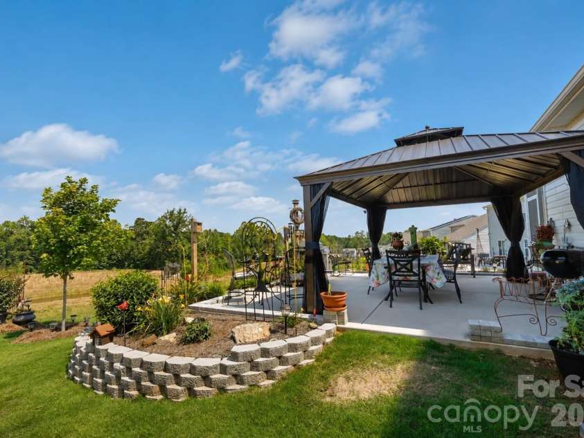2826 Legacy Ridge Lane, Catawba, NC 28609.  MLS# CAR4405715, YatesRealty ID 38898. 