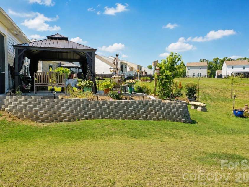 2826 Legacy Ridge Lane, Catawba, NC 28609.  MLS# CAR4405715, YatesRealty ID 38898. 