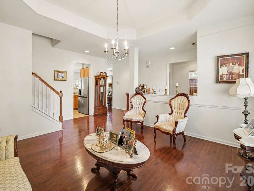 6900 Daisy Bee Court, Charlotte, NC 28126.  MLS# CAR4405840, YatesRealty ID 38899. Dining Room