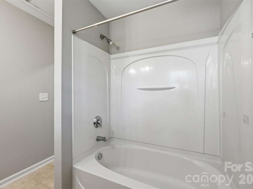 212 Primrose Walk, Fort Mill, SC 29715.  MLS# CAR4356540, YatesRealty ID 3890. 