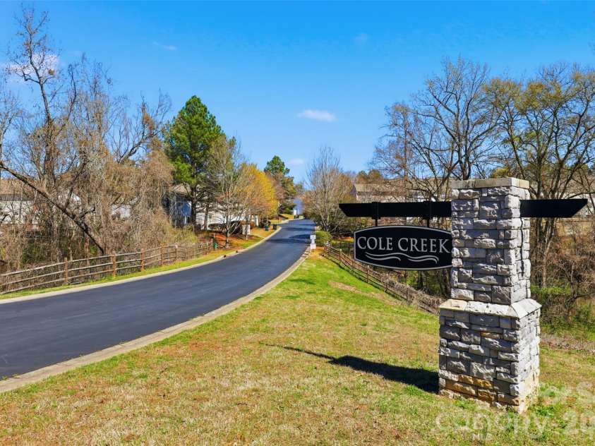 212 Primrose Walk, Fort Mill, SC 29715.  MLS# CAR4356540, YatesRealty ID 3890. 