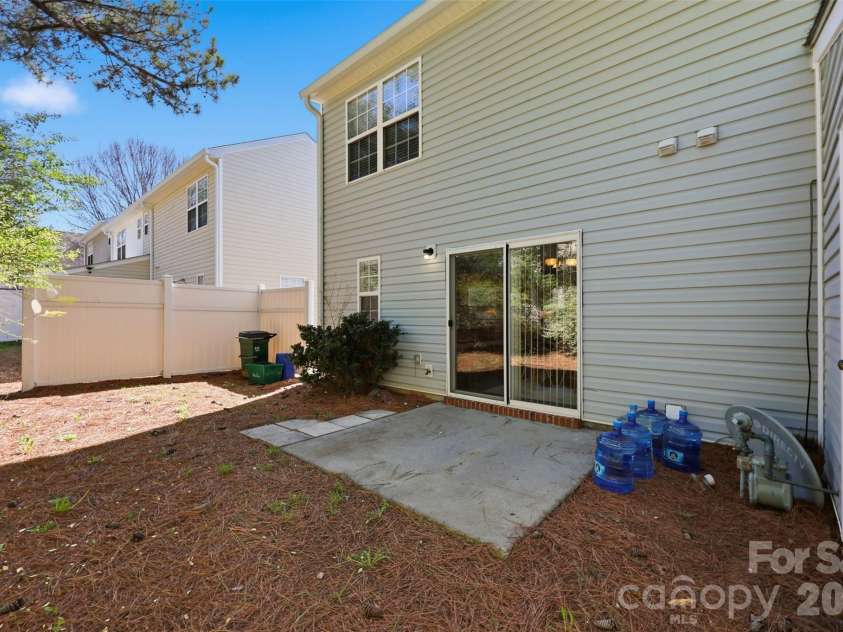 212 Primrose Walk, Fort Mill, SC 29715.  MLS# CAR4356540, YatesRealty ID 3890. 