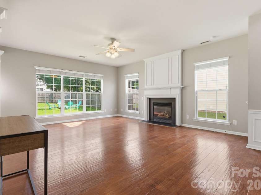 5219 Bentgrass Run Drive, Charlotte, NC 28269.  MLS# CAR4399258, YatesRealty ID 38901. 
