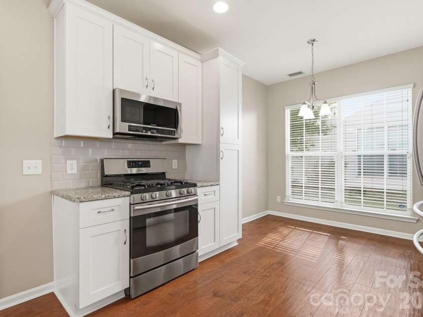 5219 Bentgrass Run Drive, Charlotte, NC 28269.  MLS# CAR4399258, YatesRealty ID 38901. 