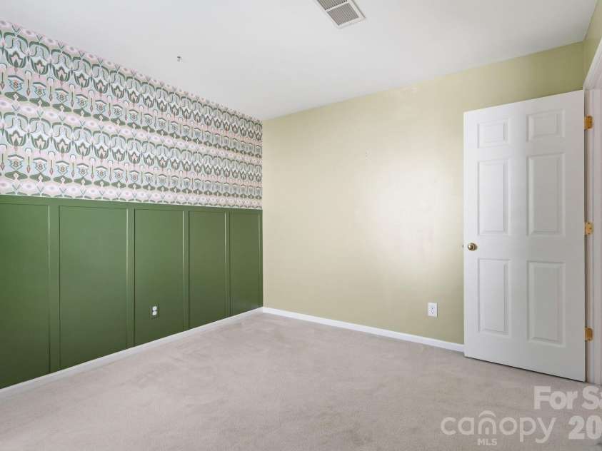 5219 Bentgrass Run Drive, Charlotte, NC 28269.  MLS# CAR4399258, YatesRealty ID 38901. Bedroom 3