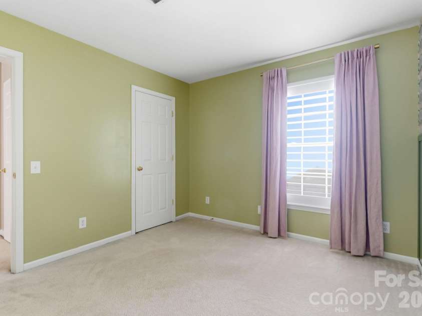 5219 Bentgrass Run Drive, Charlotte, NC 28269.  MLS# CAR4399258, YatesRealty ID 38901. Bedroom 3