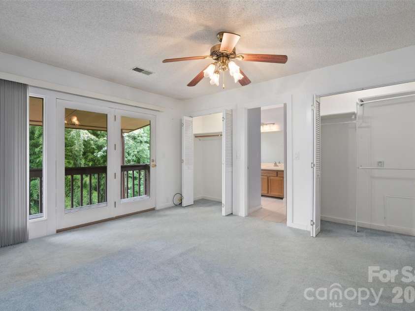 36 Meadows Lane, Maggie Valley, NC 28751.  MLS# CAR4405009, YatesRealty ID 38906. 