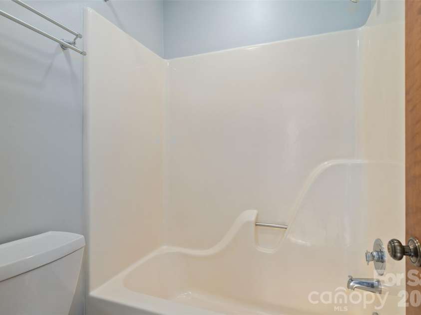 36 Meadows Lane, Maggie Valley, NC 28751.  MLS# CAR4405009, YatesRealty ID 38906. 