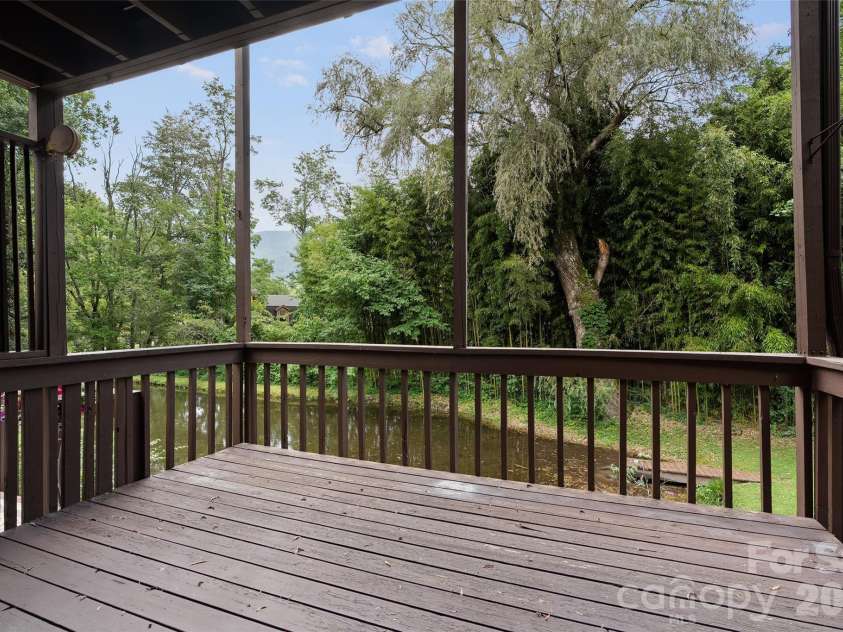 36 Meadows Lane, Maggie Valley, NC 28751.  MLS# CAR4405009, YatesRealty ID 38906. 