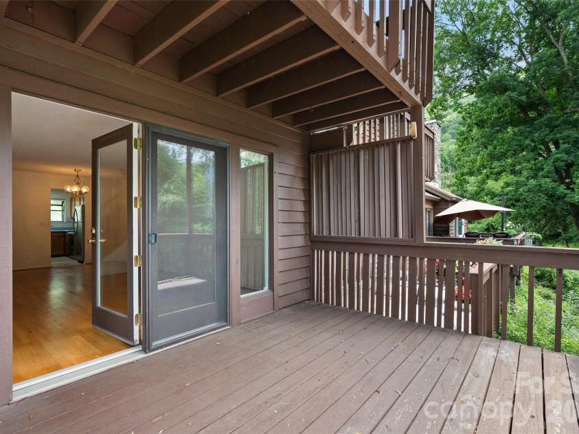 36 Meadows Lane, Maggie Valley, NC 28751.  MLS# CAR4405009, YatesRealty ID 38906. 