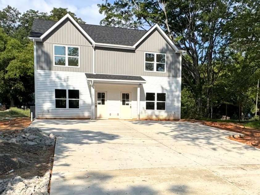 101/103 Baldwin Avenue, Spencer, NC 28159.  MLS# CAR4405982, YatesRealty ID 38908. 