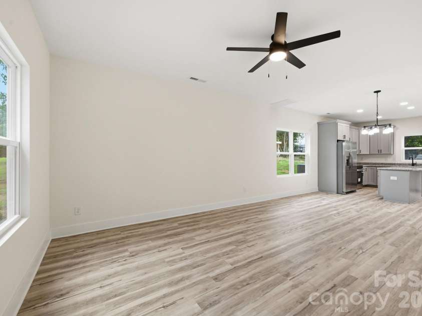 101/103 Baldwin Avenue, Spencer, NC 28159.  MLS# CAR4405982, YatesRealty ID 38908. 