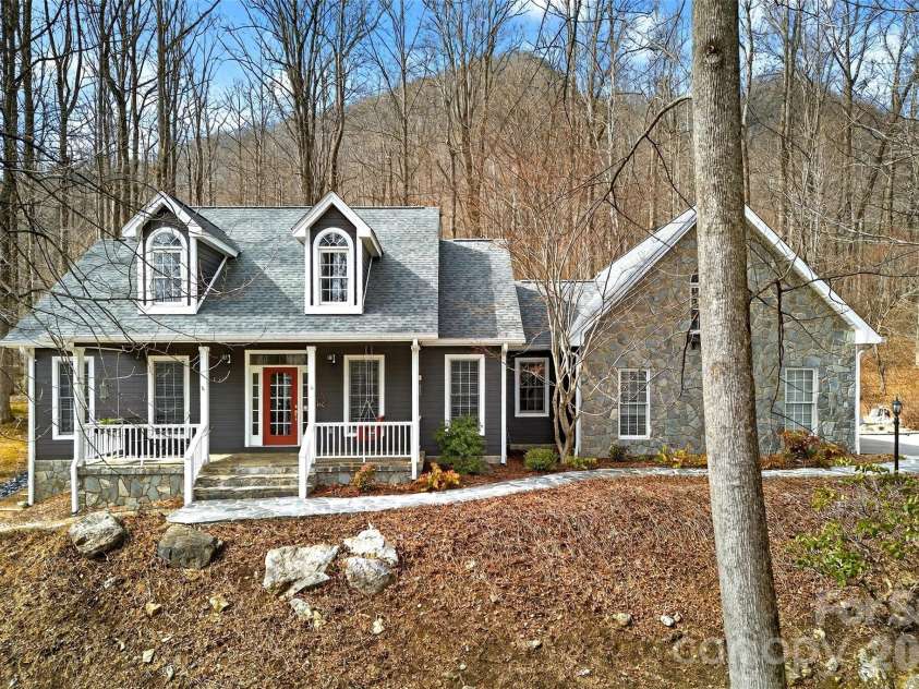 219 Catawba Drive, Marion, NC 28752.  MLS# CAR4346474, YatesRealty ID 3891. 