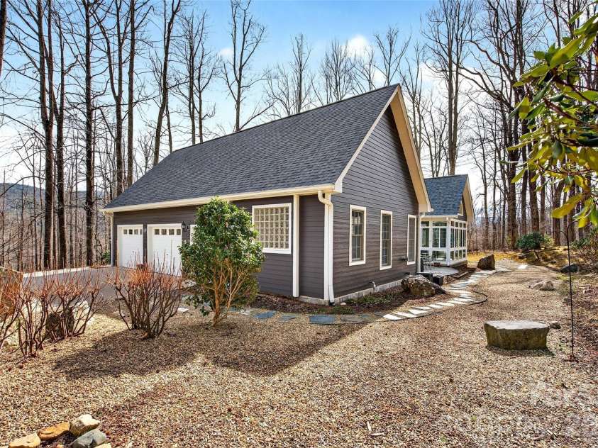 219 Catawba Drive, Marion, NC 28752.  MLS# CAR4346474, YatesRealty ID 3891. 