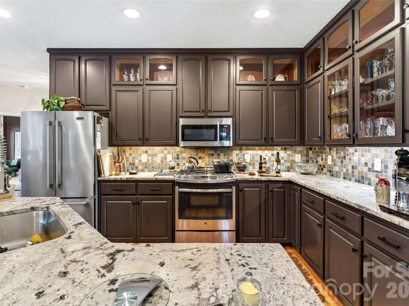 219 Catawba Drive, Marion, NC 28752.  MLS# CAR4346474, YatesRealty ID 3891. 