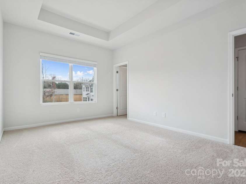 4742 Lakeview Road, Charlotte, NC 28216.  MLS# CAR4261326, YatesRealty ID 3891. Primary Bedroom