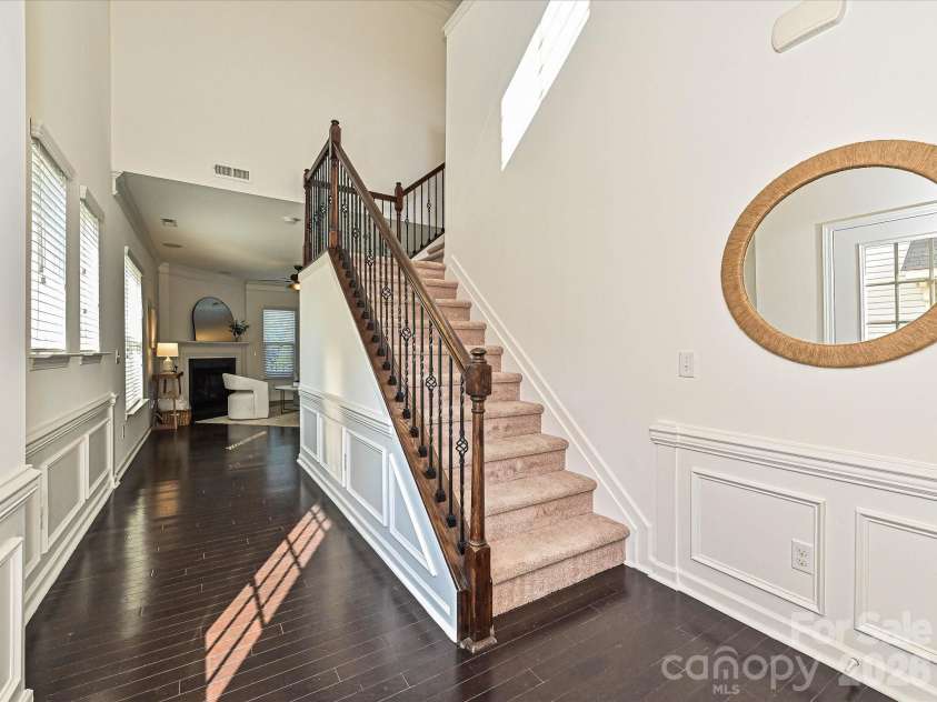 2624 Katy Flyer Avenue, Charlotte, NC 28210.  MLS# CAR4338222, YatesRealty ID 38915. Entrance